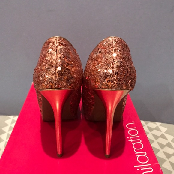 Sequined High Heels - Size 6 1/2 - Picture 2 of 4